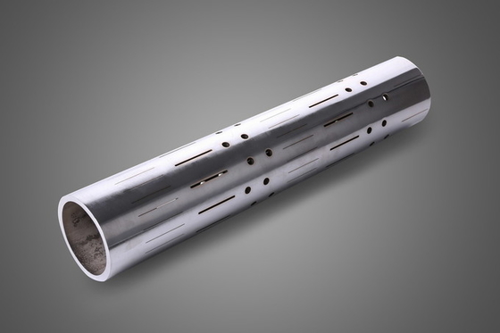 API Laser Slotted Screen Pipe a rainé le tuyau perforé de revêtement
